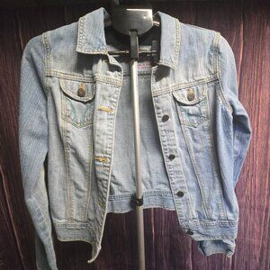 Hollister Denim Jacket Size M Light Wash Button Front Classic Trucker